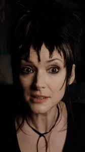 Barbie! Or should we say the lovely #MargotRobbie herself turning heads at  the 2024 #Oscars with her husband Tom.