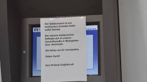 Hierher von hier die filiale hat einen. Lustadt Dieb Raumt Vr Bank Geldautomaten Leer Und Erbeutet Hunderttausend Euro
