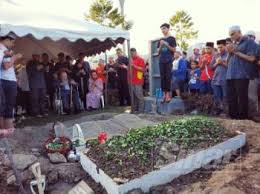 Tanah perkuburan raudhatul sakinah taman batu muda. Jenazah Abu Hassan Selesai Dikafankan