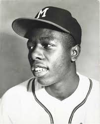 Hank Aaron said that he would not visit the White House if an invitation  came from the mouth of Donald Trump. “There's nobody there I want to see.” 