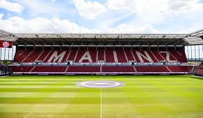 Coface arena zur spielzeit 2011/12 zogen die mainzer in die coface arena um. Fsv Mainz 05 Vs Spvgg Greuther Furth At Opel Arena On 28 08 21 Sat 15 30 Football Ticket Net