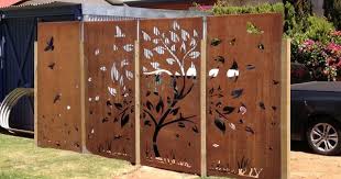 Paravent Fur Garten 15 Ideen Fur Einen Beweglichen Sichtschutz Paravent Garten Sichtschutzwand Garten Und Sichtschutz Garten