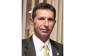 Mississippi hostage-taker killed after fatally shooting officer in 8-hour  standoff