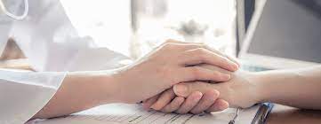 Aceste episoade, numite atacuri de panică, pot dura câteva minute sau câteva zeci de minute, dar de regulă ating intensitatea maximă în primele 10 minute. Cum Faci Fata Atacului De Panica