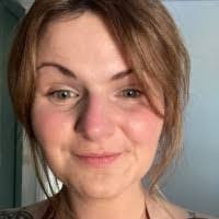 Allison Roebuck's Instagram, Twitter & Facebook