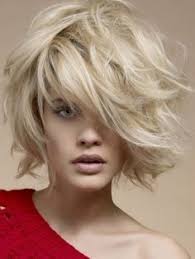 Fur Alle Damen Die Gern Mehr Volumen In Ihre Haare Diese 10 Kurze Frisuren Sind Ideal Fur Sie Durch Die Schichte Kapsels Korte Kapsels Laagjes Kapsel Kort