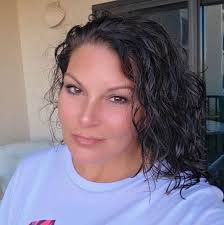 Why is a police helicopter flying over Stratford in Barberton?