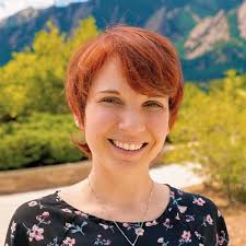 Decompile Your Mind: An Engineer's Guide to Thoughts and Emotions:  Gilfillan, Audrey, West, Alison, West, Colin, Ehrnstrom, Colleen,  Gerberich, Stacy, West, Lisa, Pasquale, Laura, Nergaard, Taryn, West,  Alison: 9798991782135: Amazon.com: Books