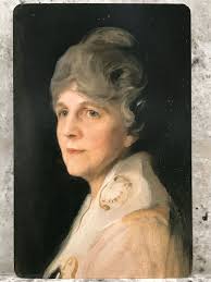 (Fax-Pax) First Ladies