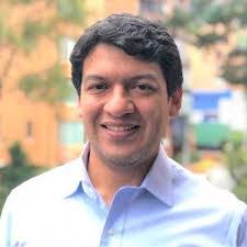 Jorge Farfan's Instagram, Twitter & Facebook