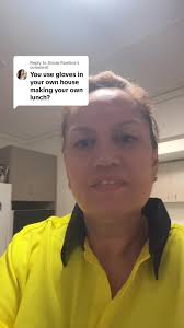 Gloves for a Cleaner Lunch: My Social Media Habit