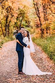 Fall Big Springs Park Bride Groom Session Groom Photoshoot Bride Groom Photoshoot Fall Wedding Photography