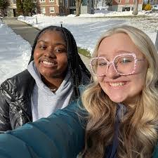 Mandy Fitzpatrick's Instagram, Twitter & Facebook