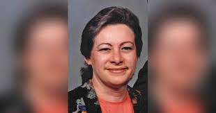 Kay Bean's Instagram, Twitter & Facebook