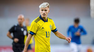 His contract with as roma ends in june 2024. Rostov Sign Almqvist Supposed To Replace Shomurodov Transfermarkt