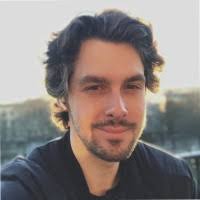 300+ perfiles de «Naccarato»