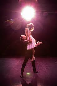 Dirty Dancing, il musical arriva in Teatro a Milano a Natale con la stessa  magica potenza del film | Vogue Italia