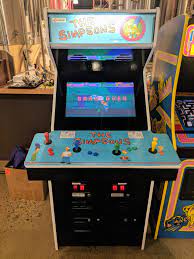 Divertido juego de gumball donde tienes que competir en los deportes logrando obtener el mejor tiempo para alcanzar las medallas de oro utilizando las teclas de los cursores para moverte. List Of The Simpsons Video Games Wikipedia