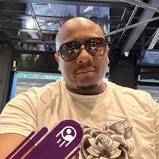 the smile at the end 😂 (via @philadelphiaeagles)