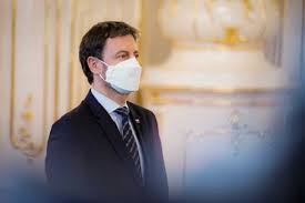 Žiadne svedomie a predstieraná strata pamäti!minister financií eduard heger pripomenul robertovi ficovi, že on je ten posledný, kto má právo v dnešnej dobe n. Ministerstvo Zdravotnictva Slovenskej Republiky