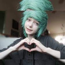 Then check these 22 style tips on how to be a scene girl. Different New Hairstyles For Women That They Loved The Most Short Scene Hair Short Hair Styles Girls Short Haircuts