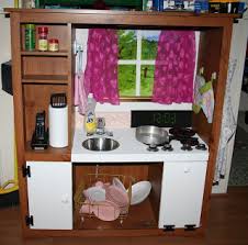 kids' kitchen entertainment