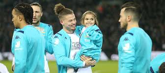 Latest on leeds united midfielder kalvin phillips including news, stats, videos, highlights and more on espn Kalvin Phillips Nominated For Player In The Community Award Leeds United