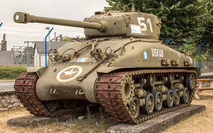 Resultado de imagem para tanque m4 sherman"