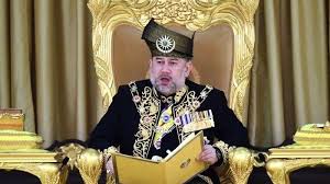 Istana kerajaan malaysia mengeluarkan pernyataan bahwa raja yang berusia 49 tahun tersebut sudah mengundurkan diri sebagai yang. Raja Malaysia Batalkan Perayaan Ulang Tahun Untuk Bantu Bayar Utang Negara Tribun Jogja