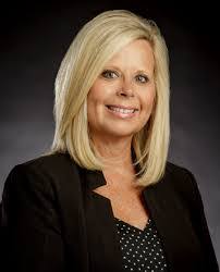 Michelle Findley's Instagram, Twitter & Facebook