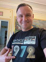 Andrzej sebastian duda is a polish lawyer and politician who has served as president of poland since 6 august 2015. Andrzej Duda On Twitter Dzisiaj Dzien Naszego Rocznika Wlasnie Zarejestrowalem Sie Na Szczepienie Przeciw Covid19 A Ty