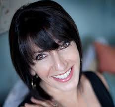 Deana Bacon's Instagram, Twitter & Facebook