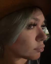 grace layman (@gracelaymannn) • Instagram photos and videos