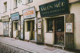 Visit the jewish district of kazimierz, oskar schindler's factory, and the former jewish ghetto of world war ii. Spacer Po Krakowskim Kazimierzu Krakow Martyna Soul Blog