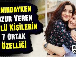 Yanindayken Huzur Veren Guclu Kisilerin 7 Ortak Ozelligi Reading Life Life Hacks