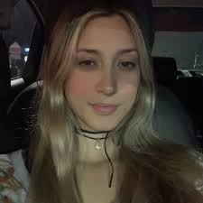 Alejandra Valbuena (@valbiiee) • Threads, Say more