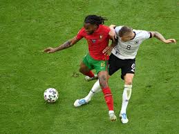 Altura 1,76 m pé destro: Euro 2020 Renato Sanches Rises To Give Portugal Hope While Shining A Light On Football S Ills The Independent
