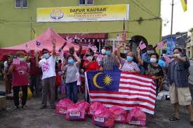 Malaysia hari ini membawa liputan khas sempena sambutan hari kemerdekaan dengan lintas langsung dari 3 lokasi berbeza. Mra Agih Sumbangan Bantu Dan Selami Hidup Gelandangan