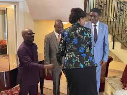 Fountain of life pastor taiwo odukoya said this about late wife pastor nomthi. Dxbuyt79ypvogm