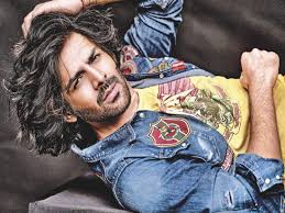 Born and raised in gwalior, he relocated to navi mumbai to pursue an engineering degree in. Exclusive I M Never Shedding The Lover Boy Image It S A Privilege That Doesn T Trouble Me Says Kartik Aaryan Hindi Movie News Times Of India