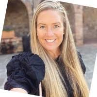 Jayme Farrell's Instagram, Twitter & Facebook