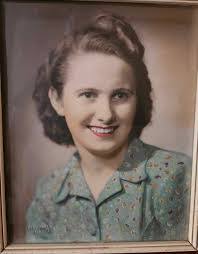 Rowena Butler's Instagram, Twitter & Facebook