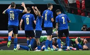 La nazionale dell'allenatrice milena bertolini conquista il passaggio ai quarti di finale contro la cina. Lwjpyxjuihuj0m