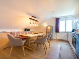 Der helle, sonnige charakter der ferienwohnung enzian wird durch die verarbeitung heimischer hölzer unterstützt. Ferienwohnung Gerstruben Fischen Im Allgau Firma Ferienmanagement Alpentraum Frau Uta Klein