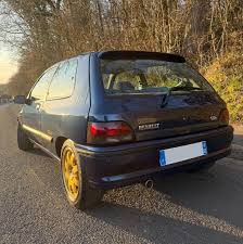 Image result for Bleu Topaze 1995 Renault