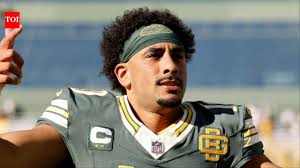 Will Jordan Love play in Week 8 against the Carolina Panthers tonight? Latest injury update on the Green