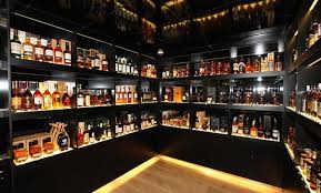 How Temperature And Humidity Affects Whisky Thermopro In 2020 Whisky Shop Wine Shop Interior Whisky Store