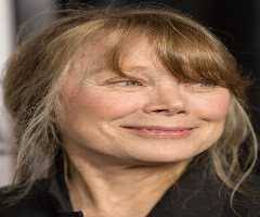 Sissy spacek and jack fisk (38 years)the crimes of the heart actress married production designer and art director jack fisk on april 13, 1974. Sissy Spacek Biography Life Interesting Facts