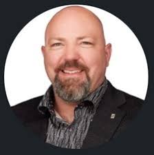 It's business day! Based in Mimico with my office at Dundas and The East  Mall. My business Homing Real Estate is here to help with all your real  estate needs! Got a