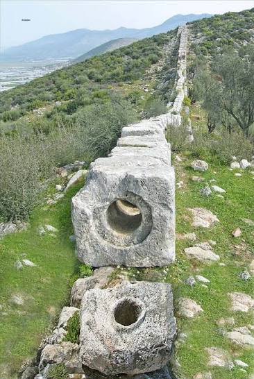 Exploring ancient Roman aqueduct in Cilicia, Turkey